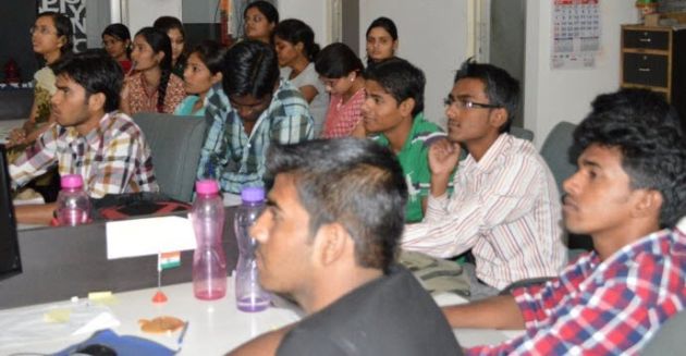 Attendees-enjoying-the-sessions4.jpg 2.jpg